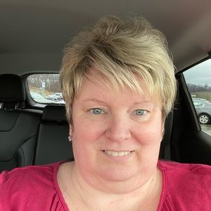 Meet your Posher, Deborah